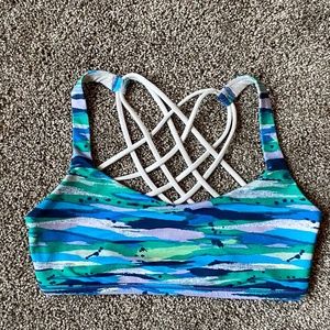 Lululemon free to be bra 6
